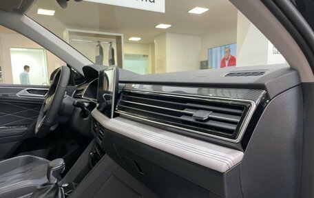 Volkswagen Tiguan II, 2023 год, 5 350 000 рублей, 7 фотография