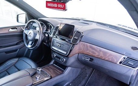Mercedes-Benz GLS, 2017 год, 5 990 000 рублей, 11 фотография