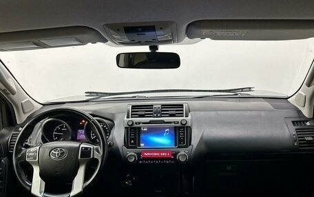 Toyota Land Cruiser Prado 150 рестайлинг 2, 2016 год, 4 200 000 рублей, 8 фотография