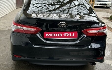 Toyota Camry, 2021 год, 3 400 000 рублей, 2 фотография