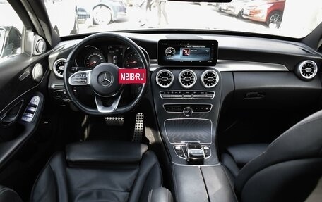 Mercedes-Benz C-Класс, 2019 год, 3 000 000 рублей, 6 фотография