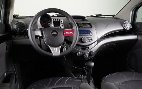 Chevrolet Spark III, 2011 год, 829 000 рублей, 6 фотография