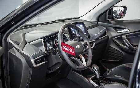 Chevrolet Tracker, 2023 год, 2 489 000 рублей, 16 фотография