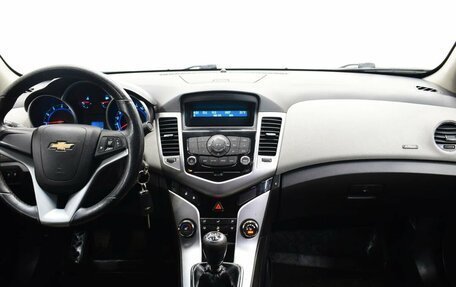 Chevrolet Cruze II, 2011 год, 659 000 рублей, 5 фотография