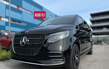 Mercedes-Benz V-Класс, 2024 год, 18 160 000 рублей, 8 фотография