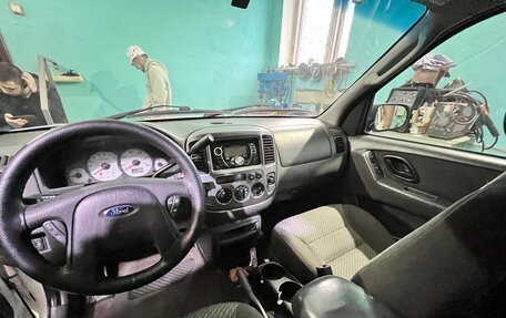 Ford Escape II, 2003 год, 450 000 рублей, 8 фотография