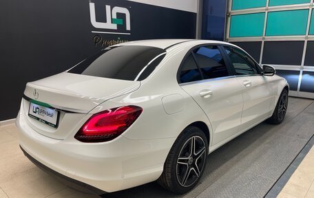 Mercedes-Benz C-Класс, 2019 год, 3 150 000 рублей, 6 фотография
