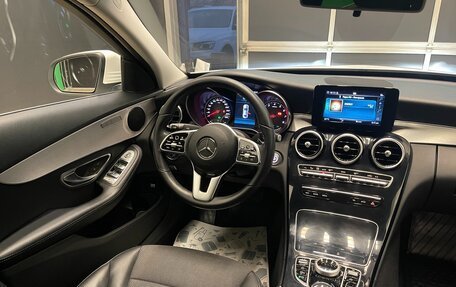 Mercedes-Benz C-Класс, 2019 год, 3 150 000 рублей, 16 фотография