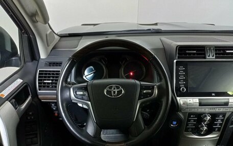 Toyota Land Cruiser Prado 150 рестайлинг 2, 2020 год, 7 150 000 рублей, 20 фотография
