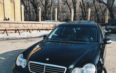 Mercedes-Benz C-Класс, 2003 год, 650 000 рублей, 5 фотография