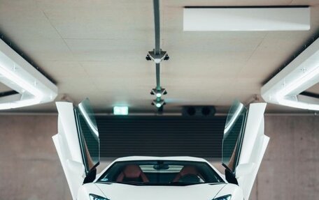 Lamborghini Aventador I рестайлинг, 2013 год, 37 000 000 рублей, 4 фотография