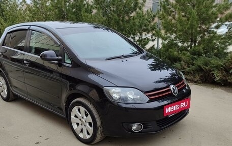 Volkswagen Golf Plus II, 2012 год, 920 000 рублей, 2 фотография