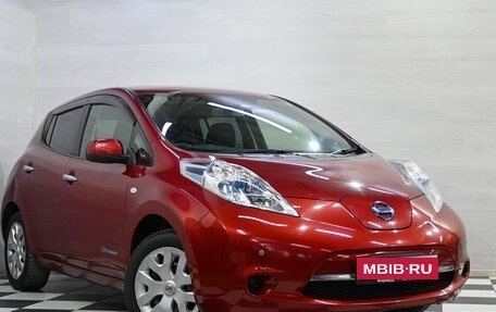 Nissan Leaf I, 2013 год, 853 990 рублей, 1 фотография