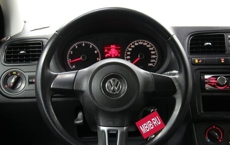 Volkswagen Polo VI (EU Market), 2011 год, 837 000 рублей, 14 фотография