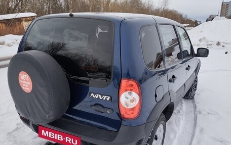 Chevrolet Niva I рестайлинг, 2017 год, 780 000 рублей, 7 фотография