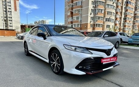 Toyota Camry, 2020 год, 3 100 000 рублей, 21 фотография