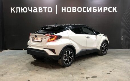 Toyota C-HR I рестайлинг, 2018 год, 2 350 000 рублей, 5 фотография