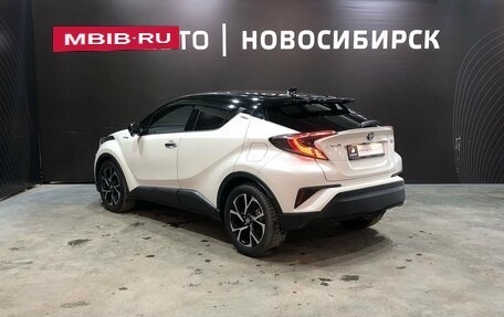 Toyota C-HR I рестайлинг, 2018 год, 2 350 000 рублей, 7 фотография