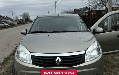 Renault Logan I, 2010 год, 630 000 рублей, 2 фотография