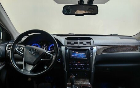 Toyota Camry, 2017 год, 2 519 000 рублей, 12 фотография