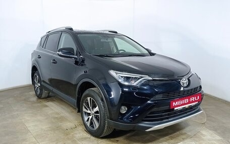 Toyota RAV4, 2018 год, 2 800 000 рублей, 3 фотография
