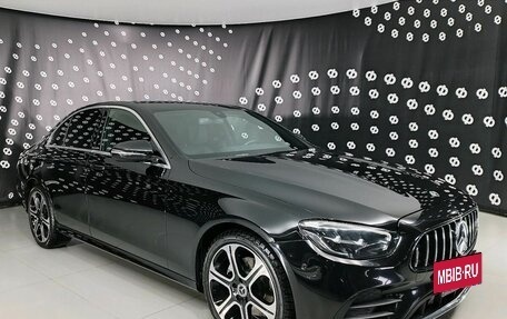 Mercedes-Benz E-Класс, 2021 год, 5 945 000 рублей, 3 фотография