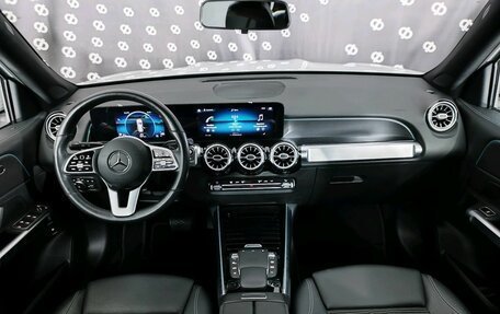 Mercedes-Benz GLB, 2020 год, 4 295 000 рублей, 27 фотография