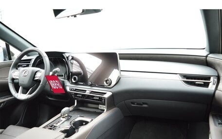 Lexus RX IV рестайлинг, 2023 год, 12 750 000 рублей, 13 фотография