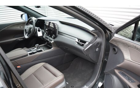 Lexus RX IV рестайлинг, 2023 год, 12 750 000 рублей, 17 фотография