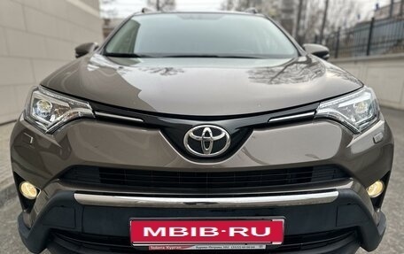 Toyota RAV4, 2017 год, 2 875 000 рублей, 17 фотография