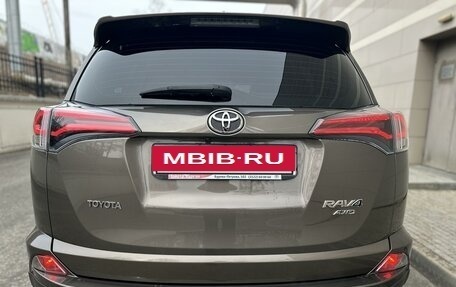 Toyota RAV4, 2017 год, 2 875 000 рублей, 18 фотография
