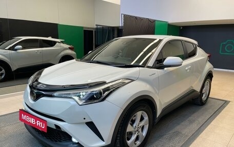 Toyota C-HR I рестайлинг, 2018 год, 1 850 000 рублей, 3 фотография