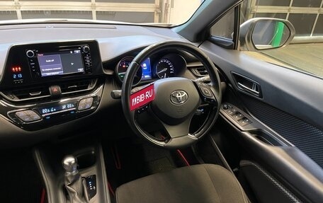 Toyota C-HR I рестайлинг, 2018 год, 1 850 000 рублей, 17 фотография
