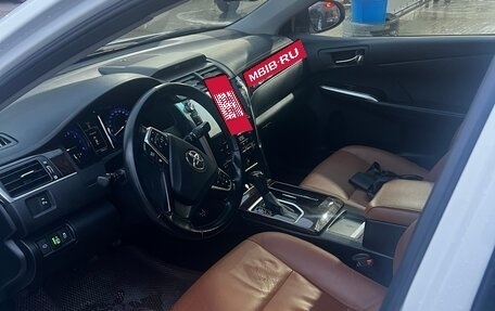 Toyota Camry, 2016 год, 2 550 000 рублей, 10 фотография
