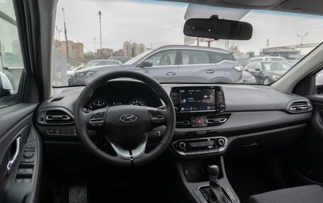 Hyundai i30 III, 2023 год, 2 690 000 рублей, 6 фотография