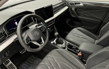 Volkswagen Tiguan II, 2023 год, 5 917 628 рублей, 11 фотография