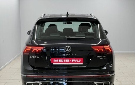 Volkswagen Tiguan II, 2023 год, 5 917 628 рублей, 6 фотография
