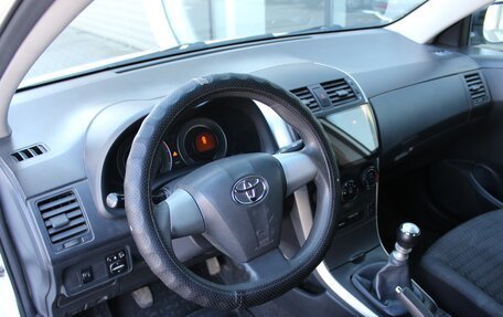 Toyota Corolla, 2010 год, 945 000 рублей, 16 фотография