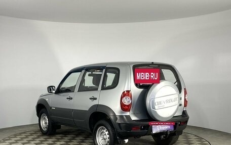 Chevrolet Niva I рестайлинг, 2015 год, 747 000 рублей, 7 фотография