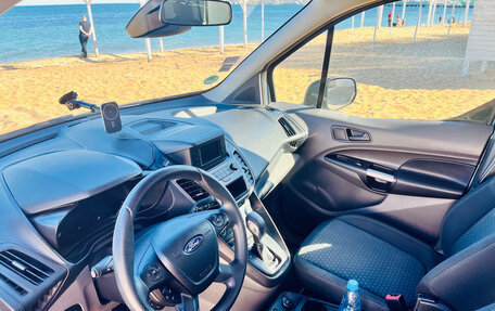 Ford Tourneo Connect II рестайлинг, 2019 год, 2 149 000 рублей, 12 фотография