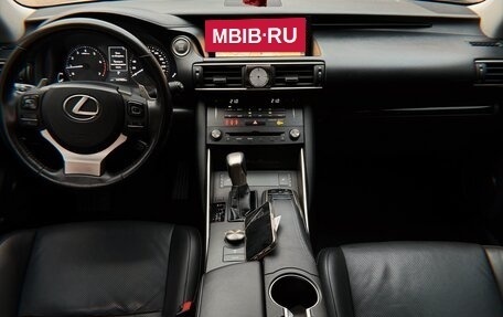 Lexus IS III, 2018 год, 3 850 000 рублей, 11 фотография