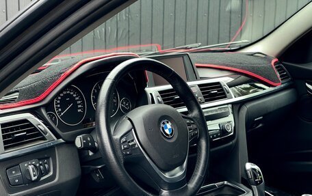 BMW 3 серия, 2018 год, 1 999 000 рублей, 11 фотография