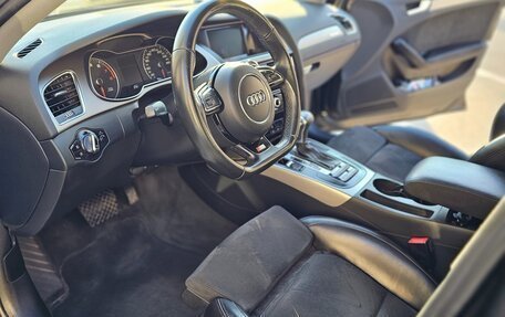 Audi A4, 2013 год, 1 390 000 рублей, 8 фотография