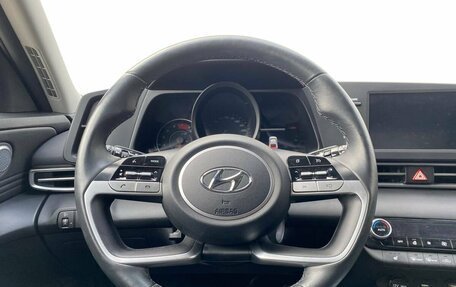 Hyundai Elantra, 2021 год, 2 400 000 рублей, 10 фотография