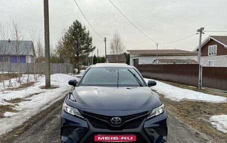 Toyota Camry, 2019 год, 2 649 999 рублей, 8 фотография