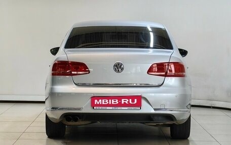 Volkswagen Passat B7, 2011 год, 989 000 рублей, 3 фотография