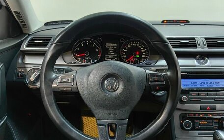 Volkswagen Passat B7, 2011 год, 989 000 рублей, 12 фотография