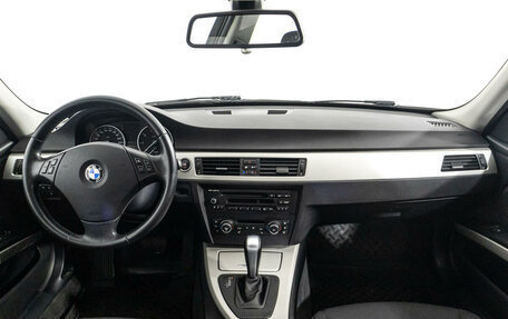 BMW 3 серия, 2011 год, 1 349 789 рублей, 13 фотография