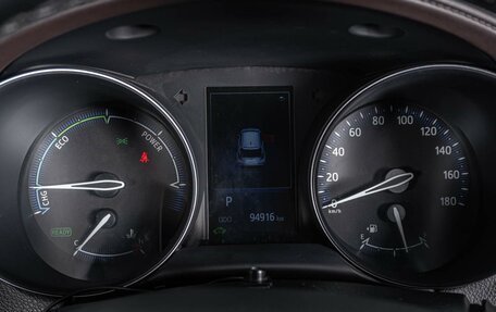 Toyota C-HR I рестайлинг, 2017 год, 2 310 000 рублей, 25 фотография