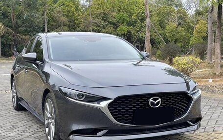 Mazda 3, 2021 год, 1 925 000 рублей, 10 фотография